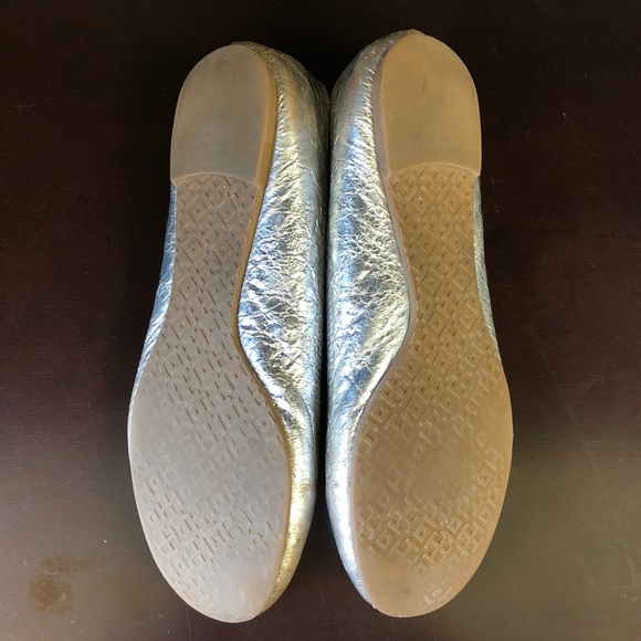 Tory Burch Reva Metallic Silver Ballet Flats Sz 7 - Picture 7 of 7